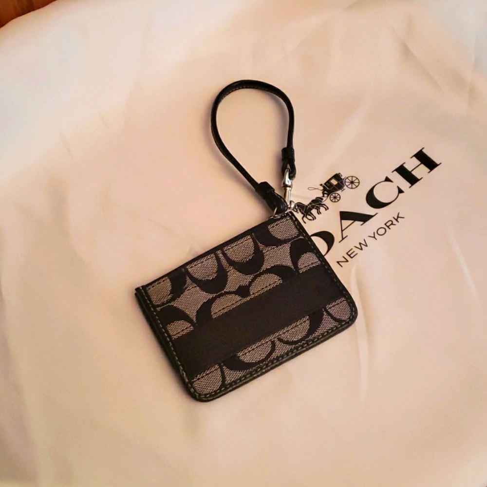 Card wristlet